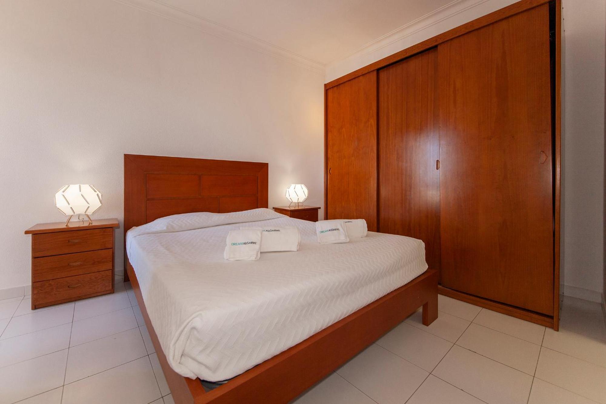 B25 - Candimar Beach Apartment Portimão Kültér fotó