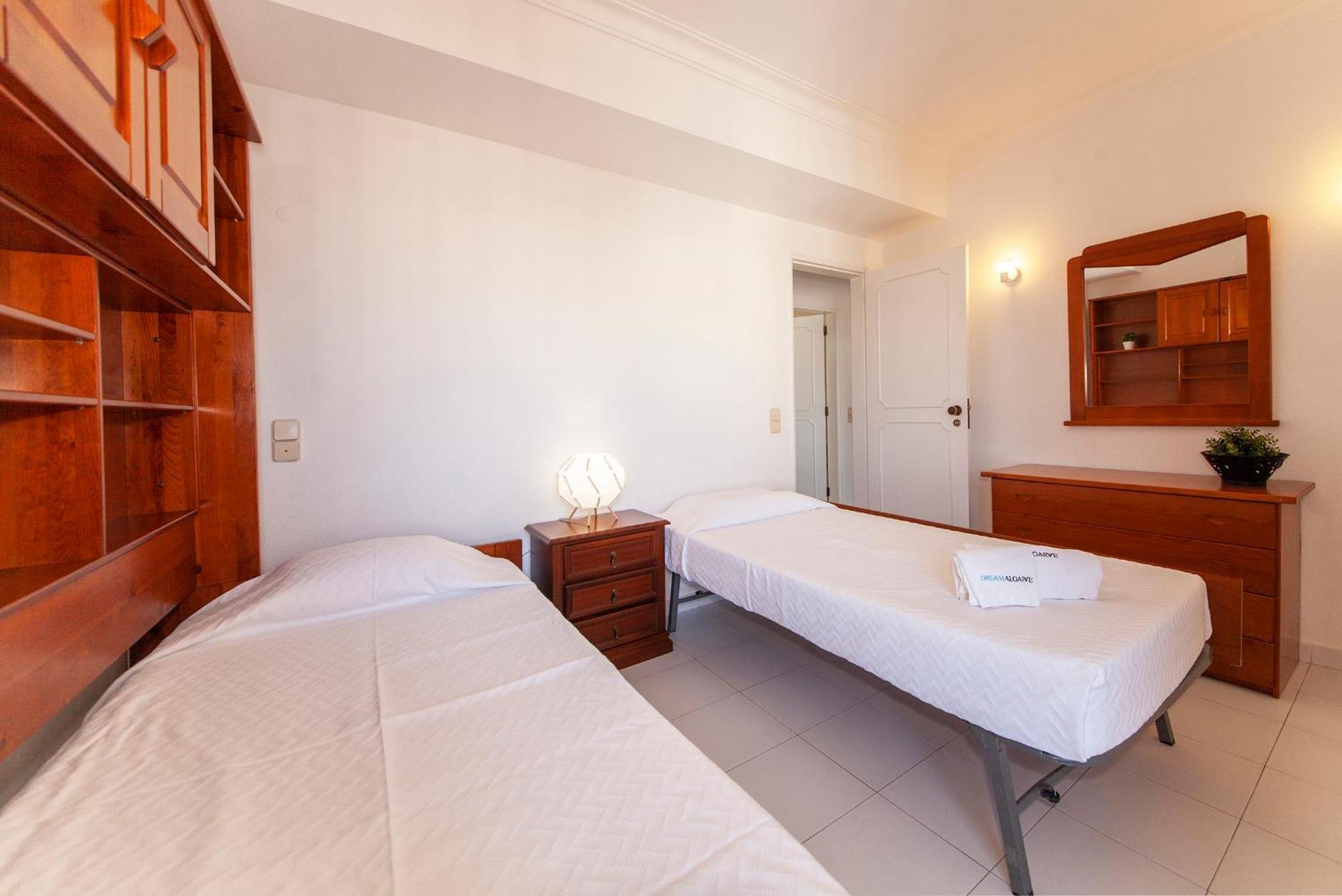 B25 - Candimar Beach Apartment Portimão Kültér fotó